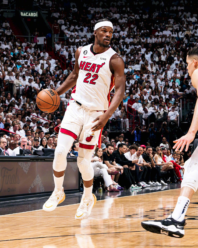 熊猫体育直播-关于热火作者强势，取得关键胜利的信息