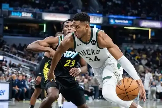 快船惨遭雄鹿逆转：字母哥猛砍40分助攻胜利