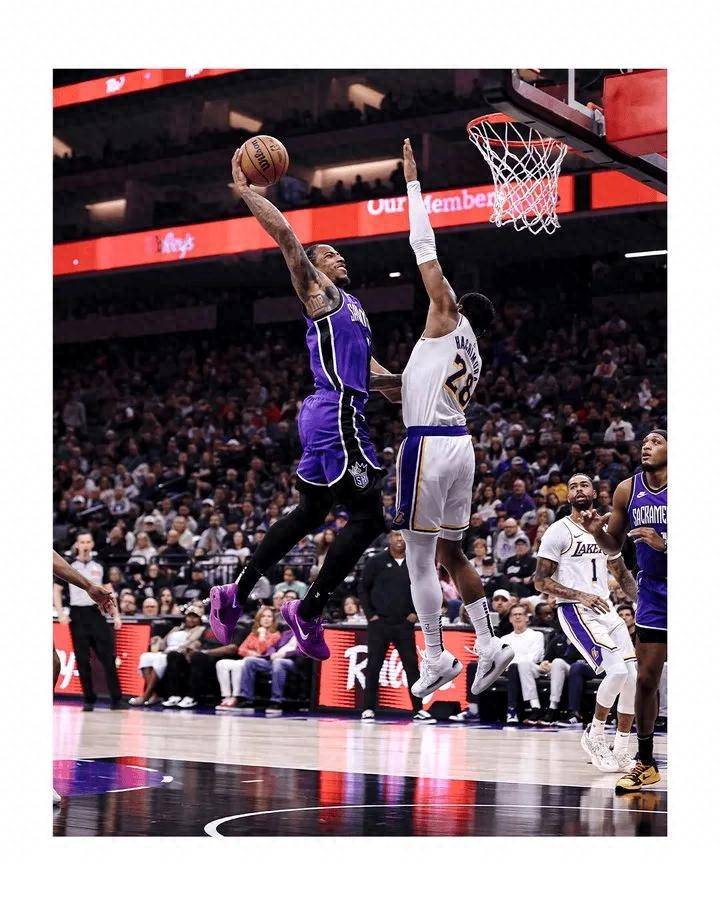 熊猫体育直播-马刺力克黄蜂夺得主场胜利，德罗赞关键时刻抢篮板破门得分