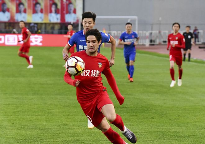 熊猫直播-教练策略转变获得成功，球队实力有所提升