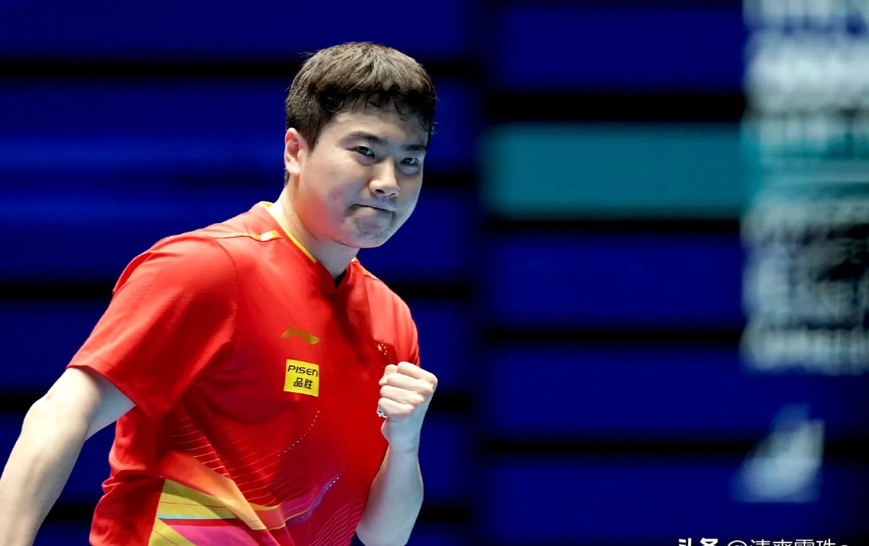 紧张战局!体育传奇巨头展开激烈角逐 紧张战局!体育传奇巨头展开激烈角逐