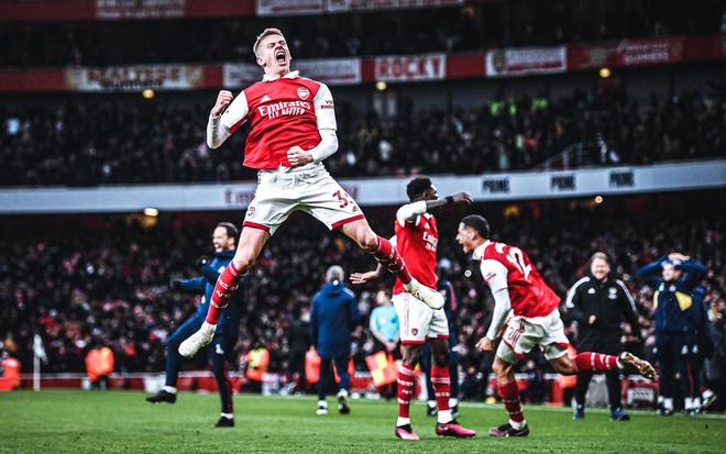 里希詹姆斯头球破门,伯恩茅斯显神勇 里希詹姆斯头球破门,伯恩茅斯显神勇