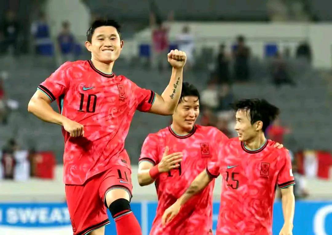 东亚球队晋级淘汰赛展现实力获得称赞