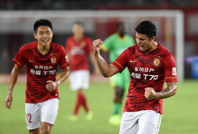 重庆斯威全力冲击争胜,追赶积分榜前列 重庆斯威全力冲击争胜,追赶积分榜前列